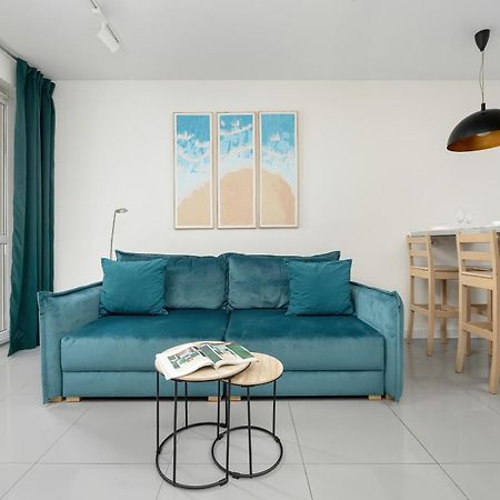 Apartment Rakowska Warsaw Wlochy By Noclegi Renters Luaran gambar