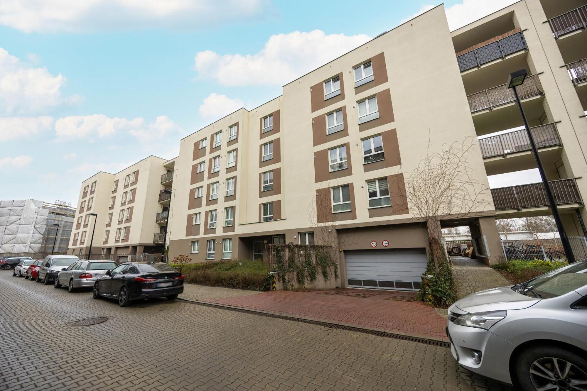 Apartment Rakowska Warsaw Wlochy By Noclegi Renters Luaran gambar