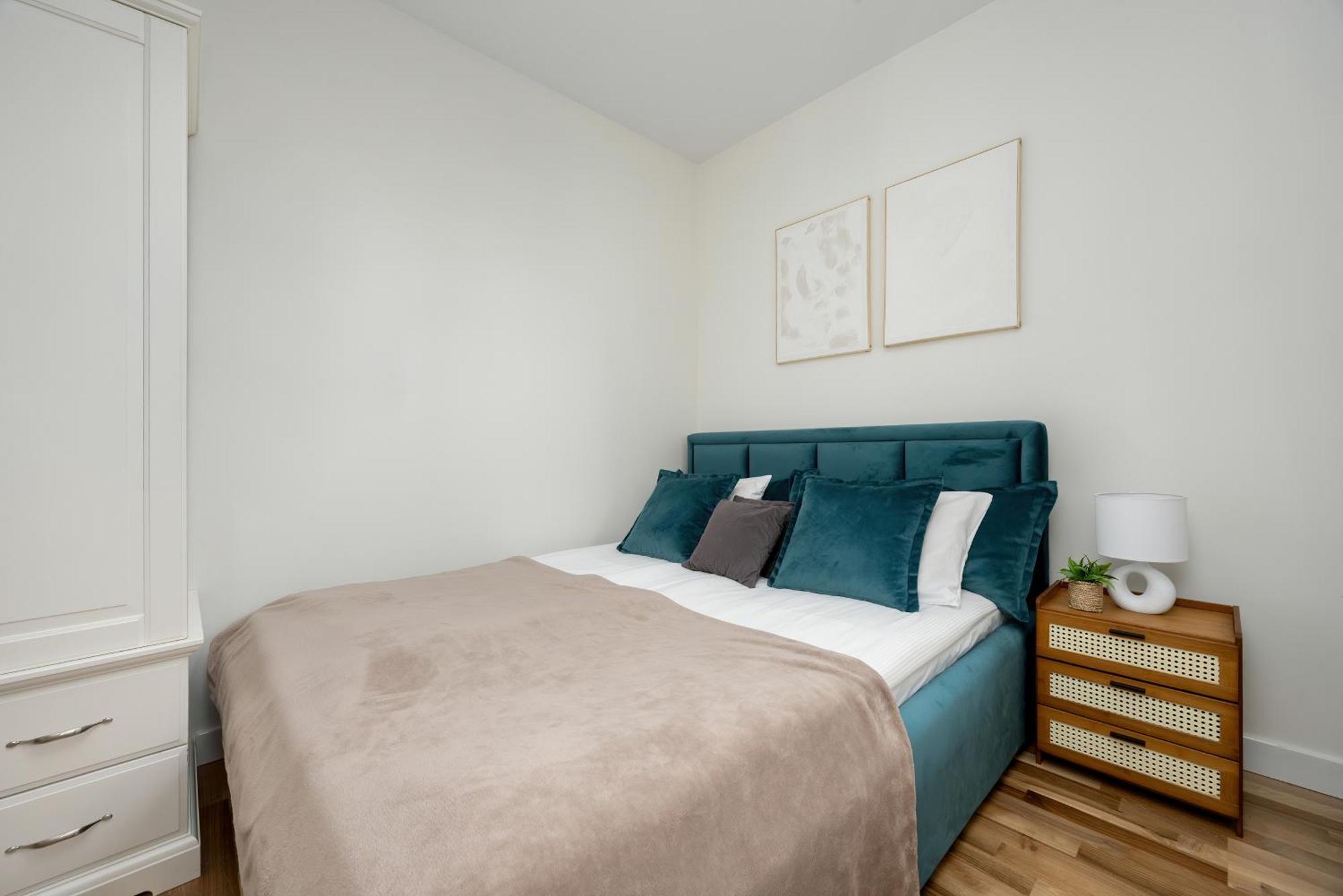 Apartment Rakowska Warsaw Wlochy By Noclegi Renters Luaran gambar